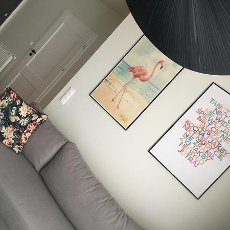 One Apartment Сьрем Экстерьер фото