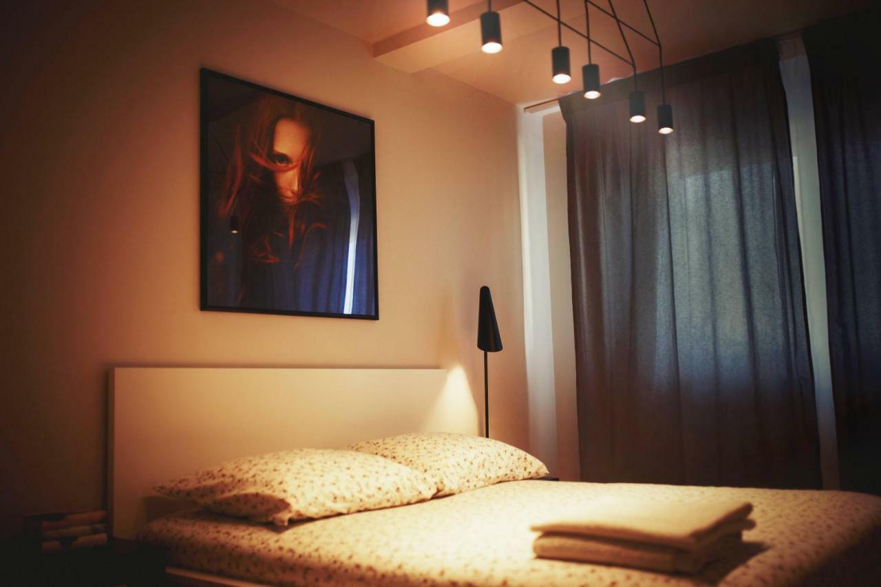 One Apartment Сьрем Экстерьер фото