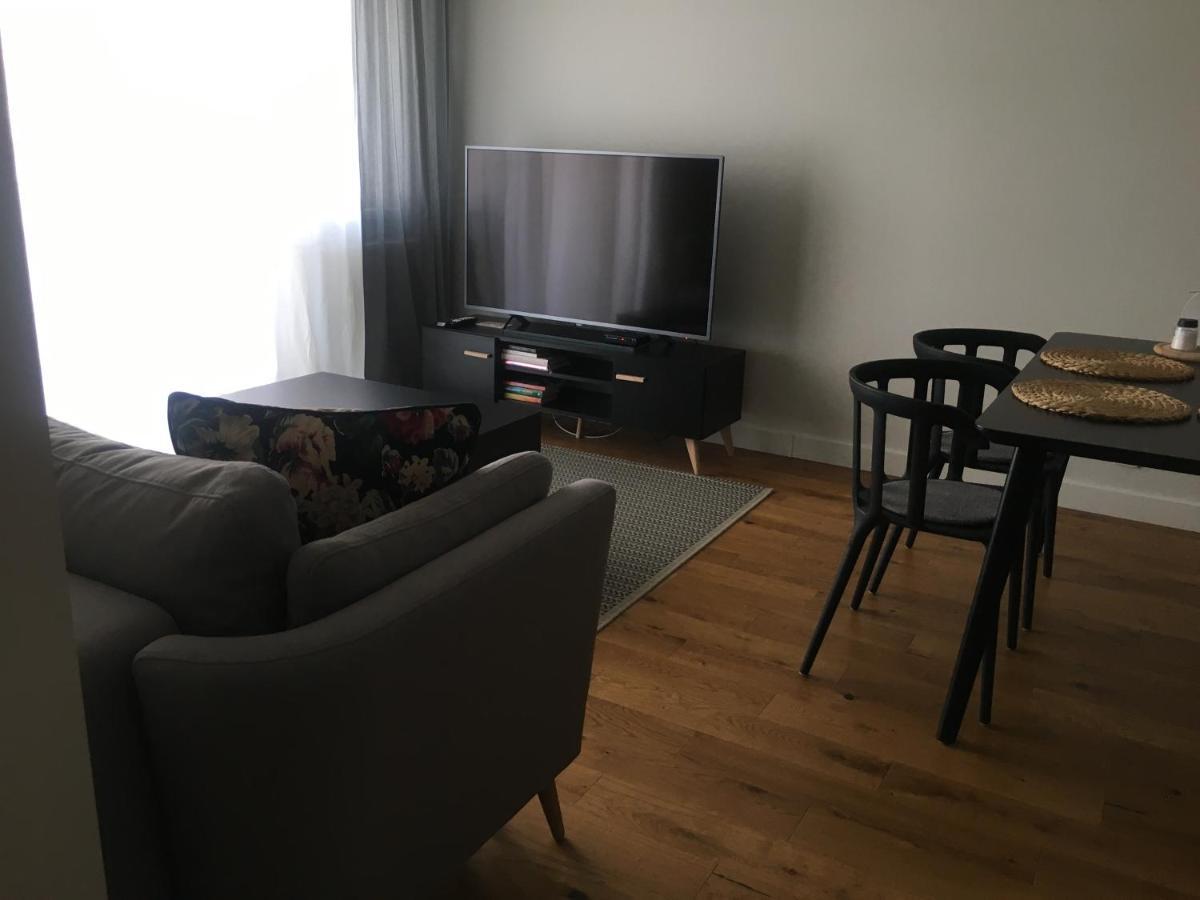 One Apartment Сьрем Экстерьер фото